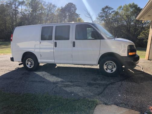 Photo 5 of 5 of 2019 Chevrolet Express 2500 Work Van